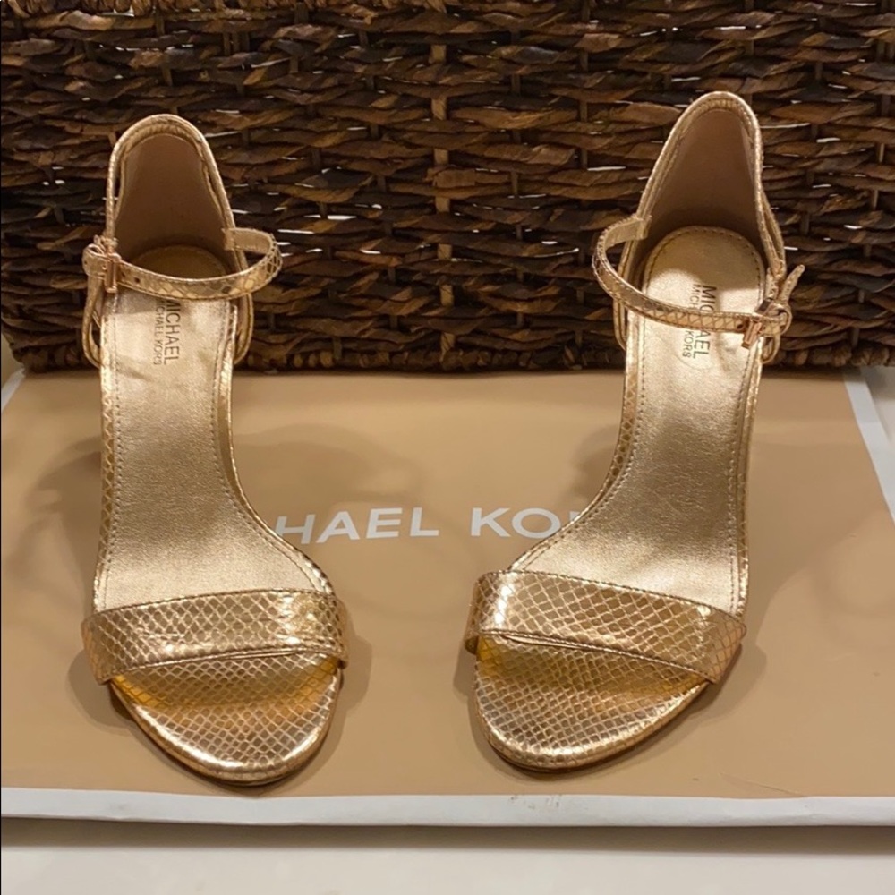 MIcheal MK sandals / heels - Picture 5 of 11
